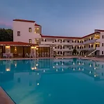 Theatraki Aparthotel 2*