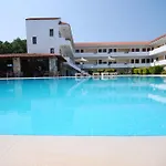 Aparthotel Theatraki