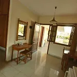Aparthotel Theatraki
