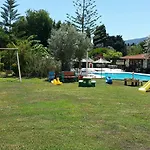 Theatraki Aparthotel