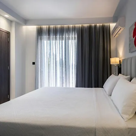 Appart hôtel Theatraki 2*