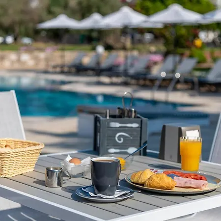 Theatraki Apartmanhotel Kosz