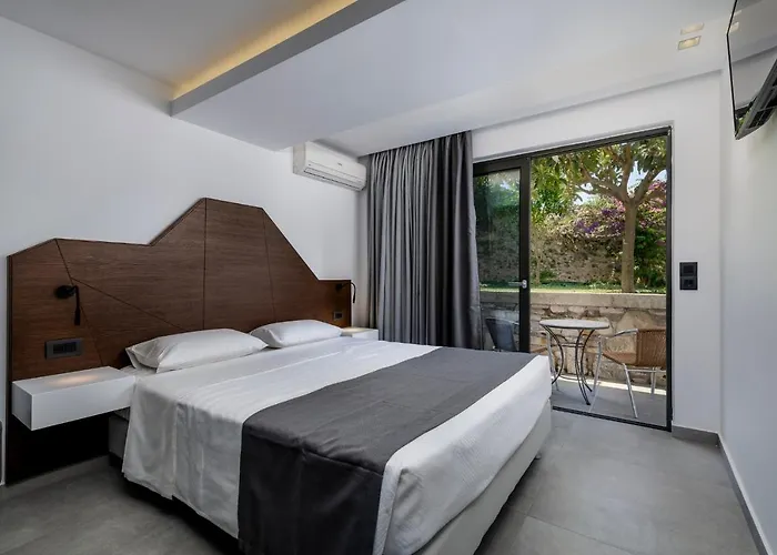 Theatraki Hotel apartamentowy 2*